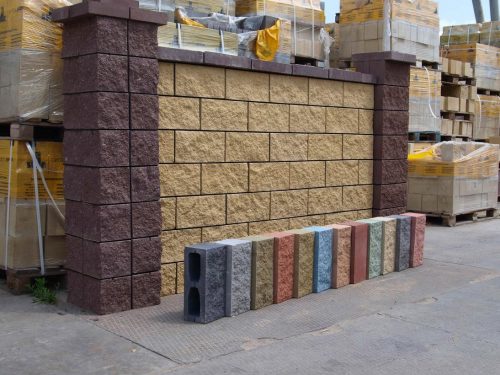 Облицовка стен сплитерными блоками
